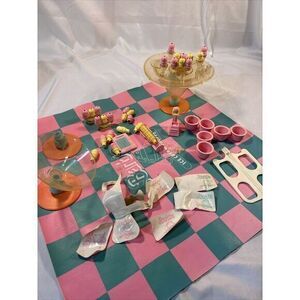 Vintage 1986 Barbie Ice Cream Shoppe Lot Replacement Parts Accessories‎ + 1 Pc